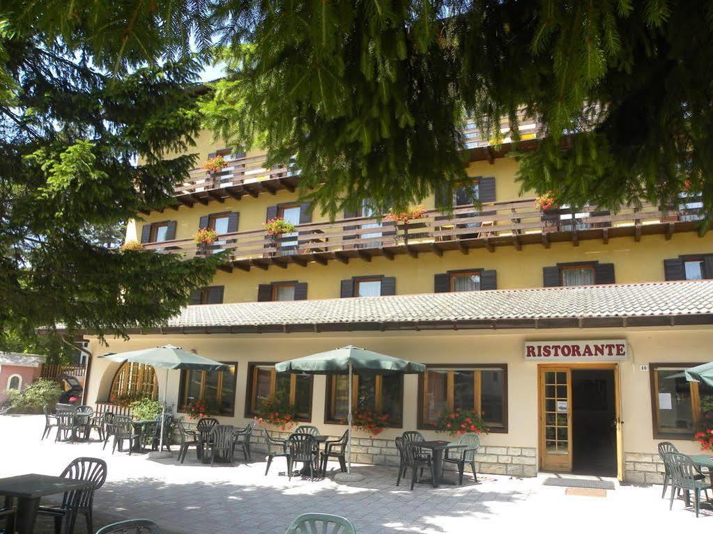 Life Hotels Des Alpes Folgaria Esterno foto